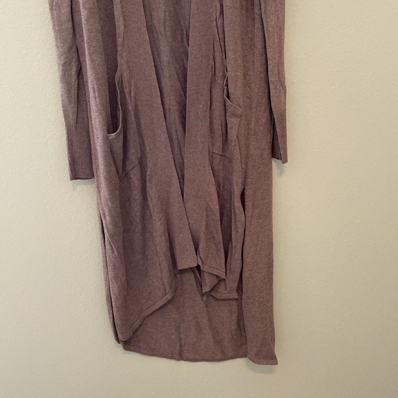 H by Halston Open Front High Low Duster Cardigan Long Sleeve Heather Iron Taupe - Picture 4 of 13